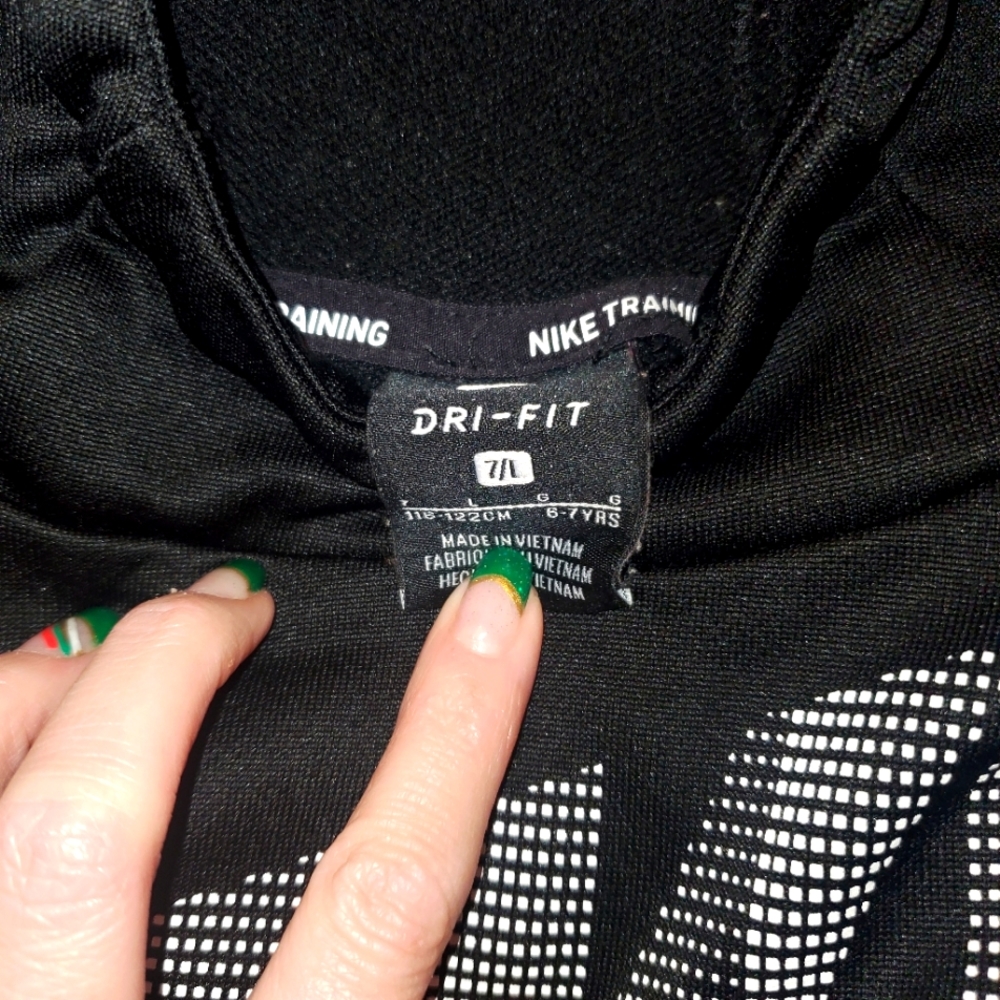 Nike kids size 7 hoodie